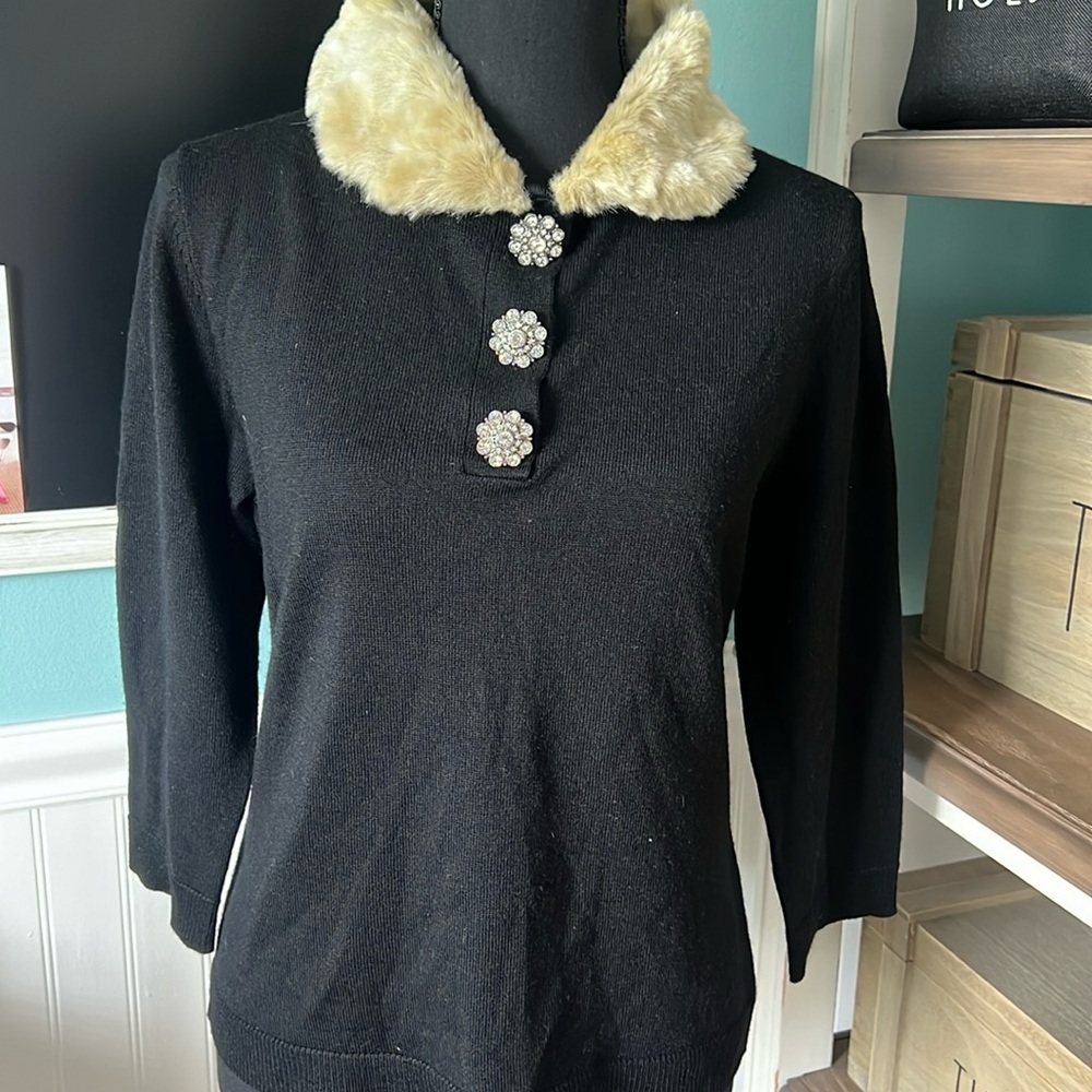 Black sweater with fur collar and bling snap buttons; 3/4 length sleeves
